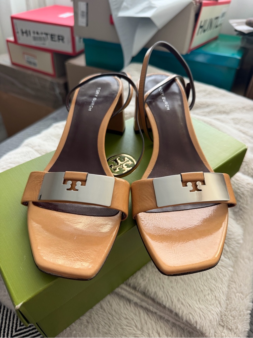 Tory Burch Womens Gigi Sandal 55MM Cantucci/Silver 8 Medium - Picture 2 of 4